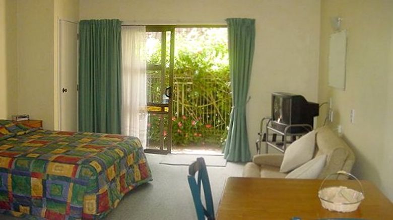 Dukes Midway Lodge  and  Conference Centre Room