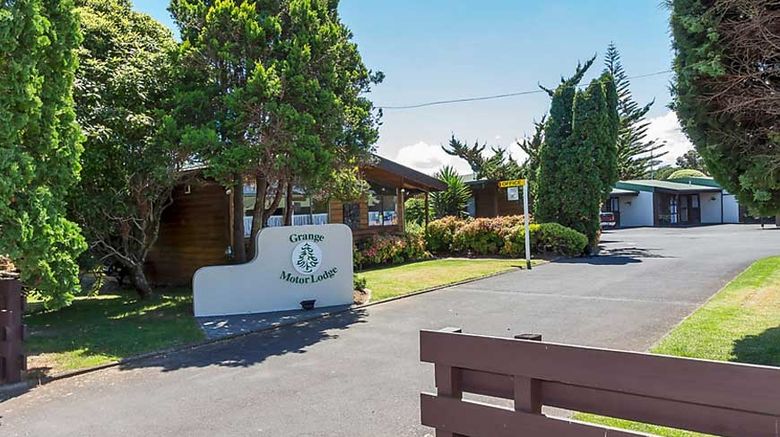 Grange Lodge Motel Exterior