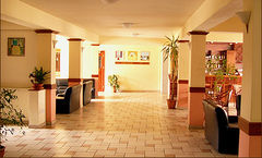 Ekali Hotel