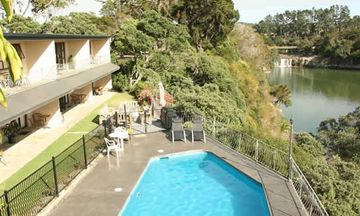 Falls Motel and Waterfront Campground