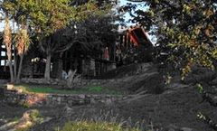 Lobo Wildlife Lodge