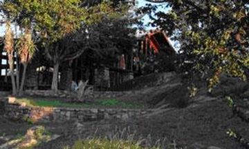Lobo Wildlife Lodge