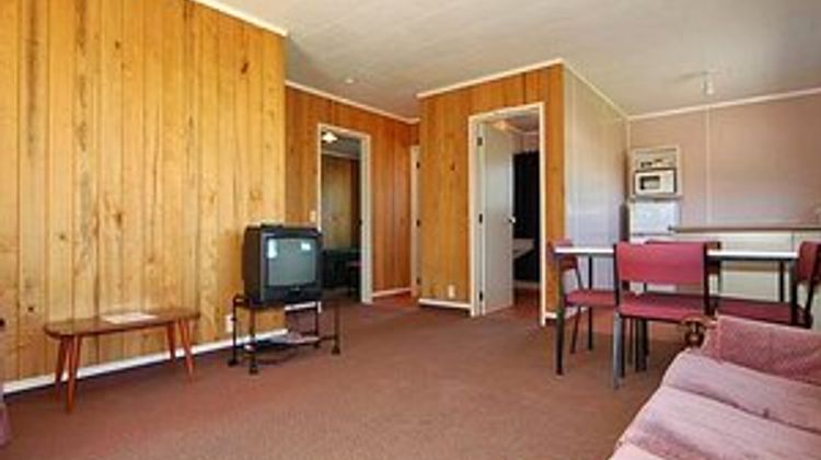 Alma Motel Wanganui Suite