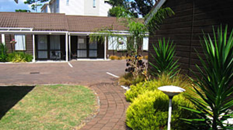 Orewa Motor Lodge Exterior