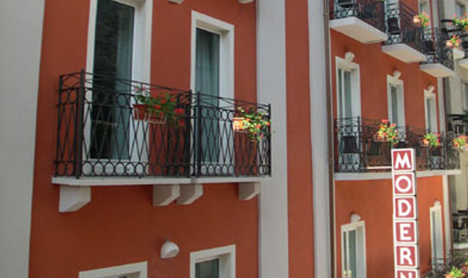The Hotel Cavour 30TRE Exterior