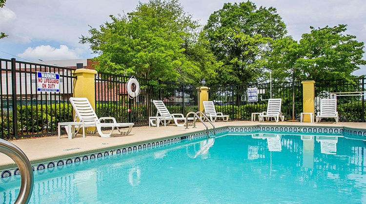 Medical Center Inn Pool