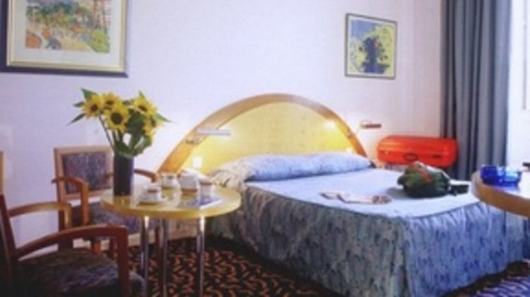 Hotel de France Room