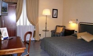 River Hotel & SPA
