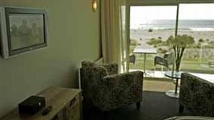 Beachfront Hotel Hokitika Room