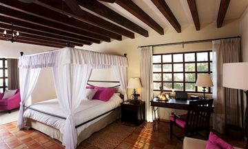 Guaycura Boutique Hotel & Spa