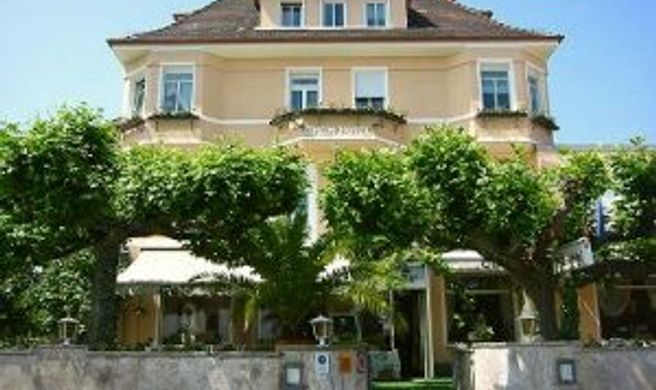 Rheinhotel Nierstein Exterior