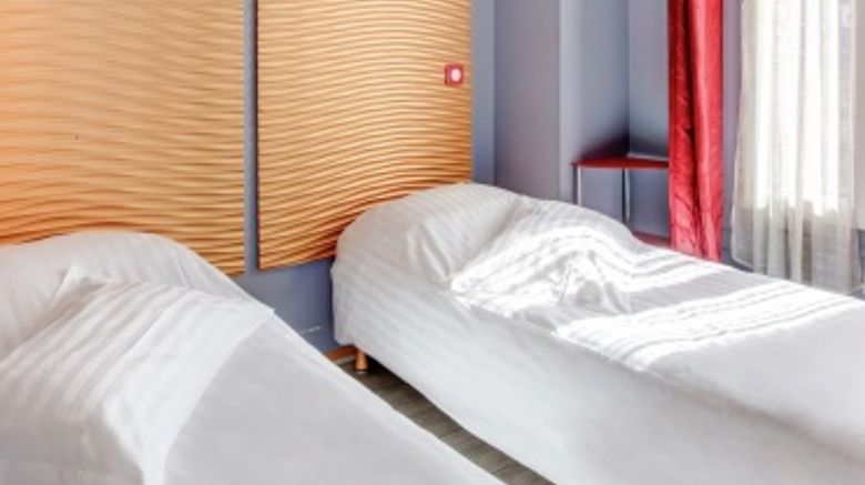 <b>De Maubeuge Hotel Gare du Nord Room</b>