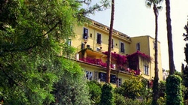 <b>Villa Belvedere Hotel Pool</b>