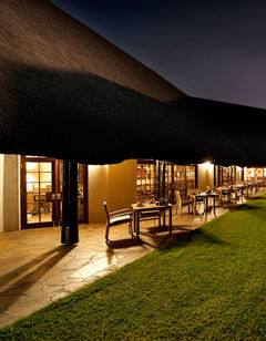 Mokuti Etosha Lodge