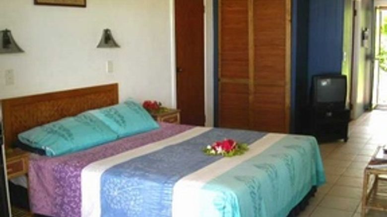 <b>Sunset Resort Room</b>