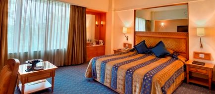 The Pride Hotel, Pune Room