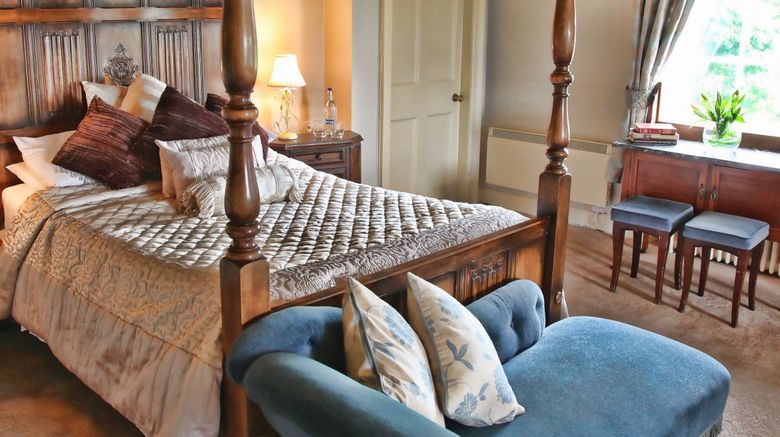 <b>Rowley Manor Room</b>