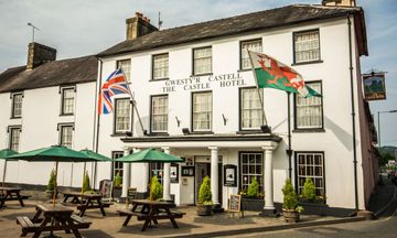 Castle Hotel