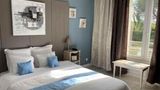 Hotel Les Aubuns Room
