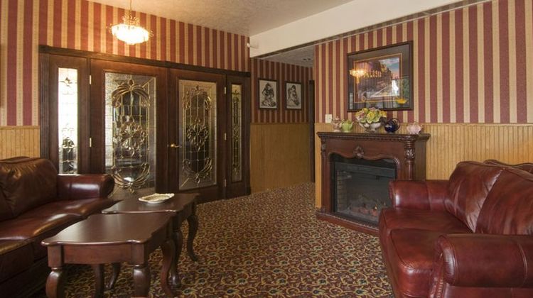 Hotel Seward Lobby