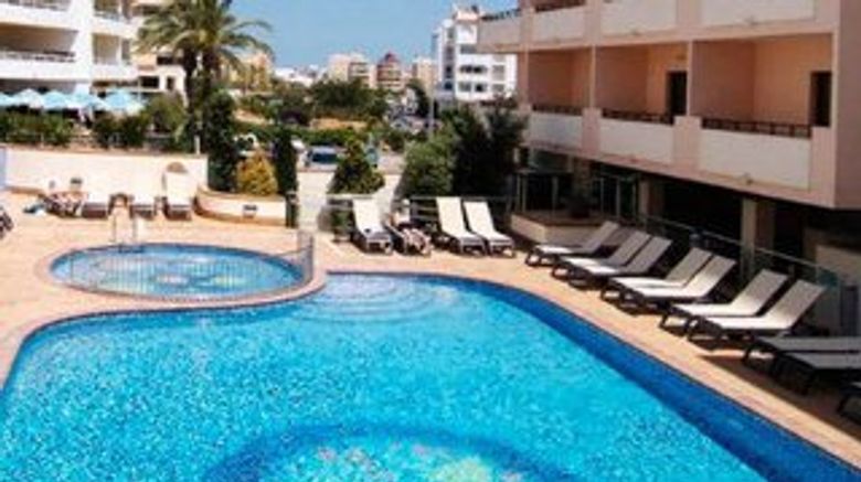<b>Invisa Hotel La Cala Pool</b>