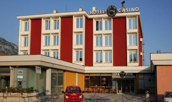 Hotel Gold Club Exterior