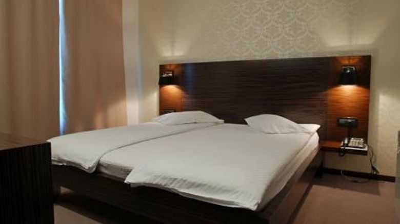 <b>Hotel Gold Club Room</b>