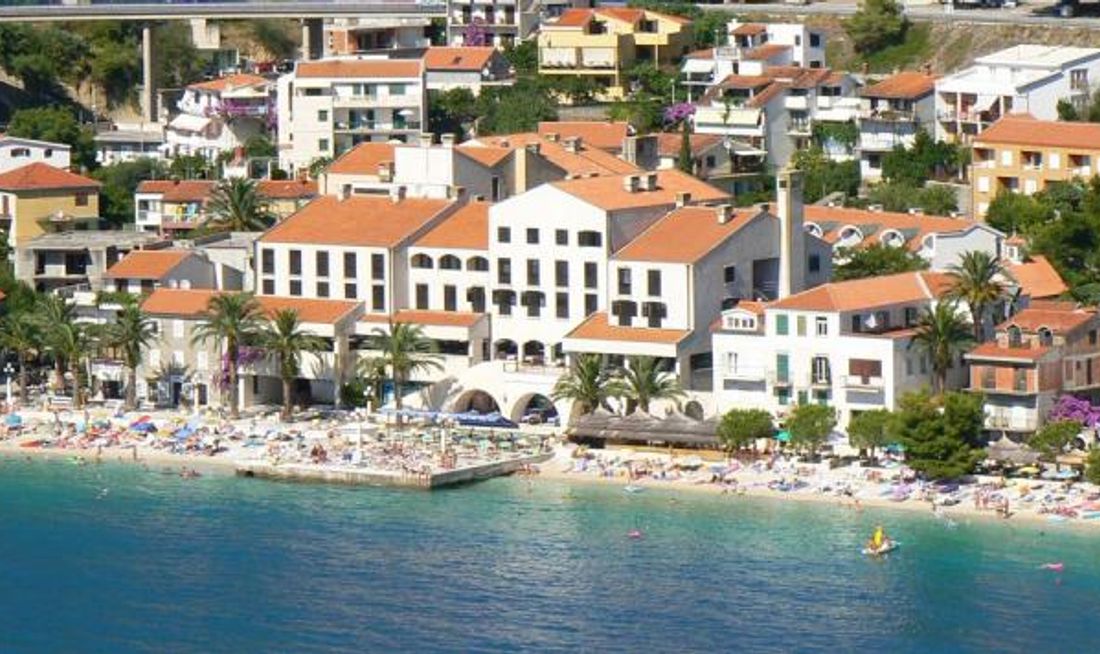 Hotel Podgorka Exterior