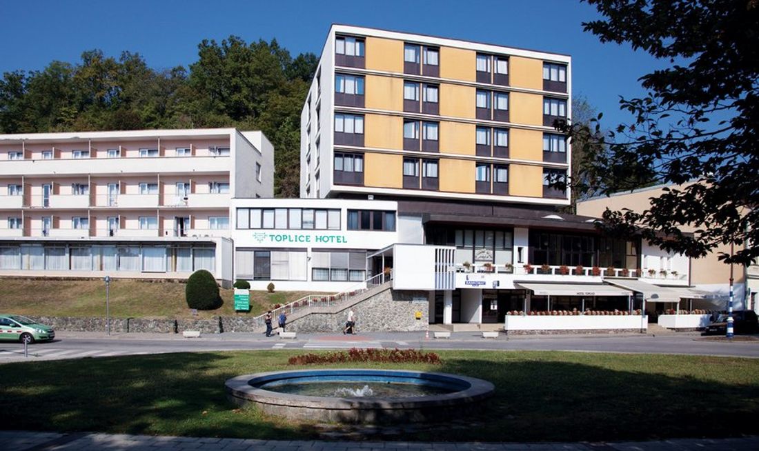 Hotel Toplice Exterior