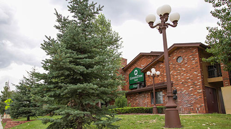 GreenTree Inn Flagstaff Exterior