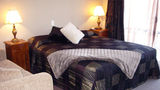 Heritage Court Motor Lodge Room