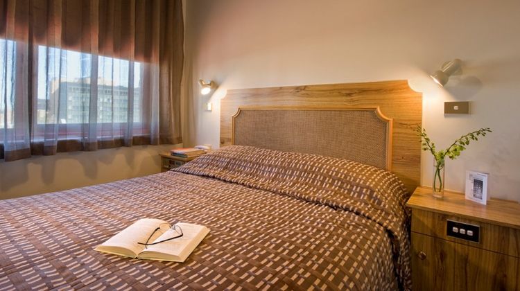 Adelaide Paringa Motel Room
