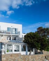Adonis Hotel