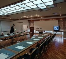 Hotel Island Meeting