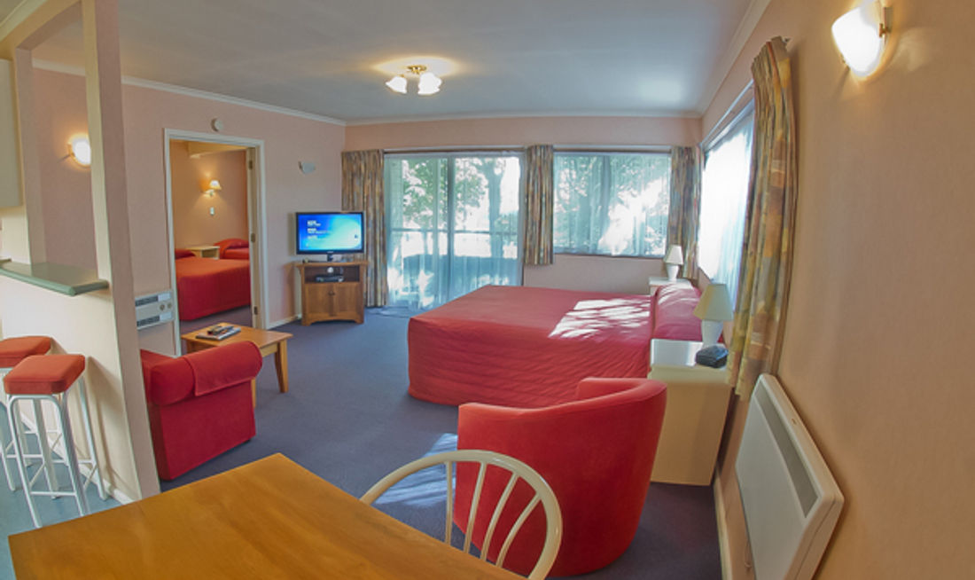 Parklands Motor Lodge Room