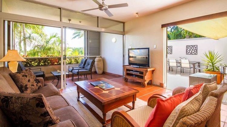 Club Tropical Resort Suite