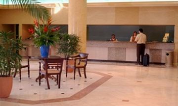 Courtyard Isla Verde Beach Resort