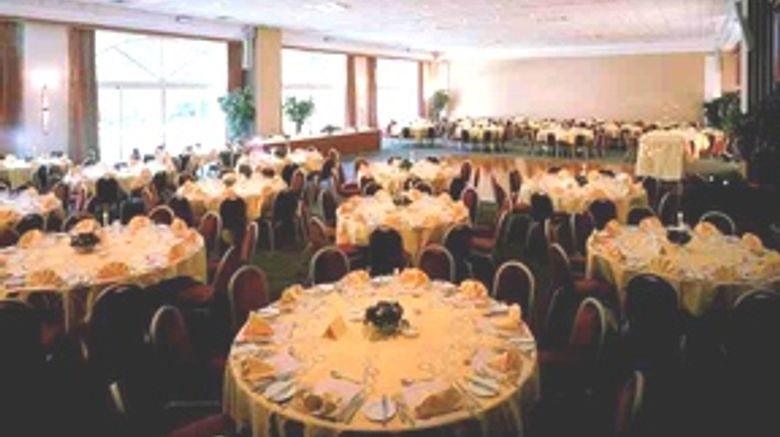 <b>Chateau de Limelette Banquet</b> <b>Chateau de Limelette Banquet</b>