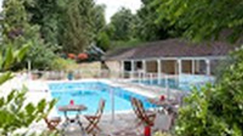 <b>Domaine de Vaugouard Pool</b>