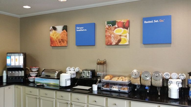 <b>Comfort Inn Moline - Quad Cities Banquet</b>