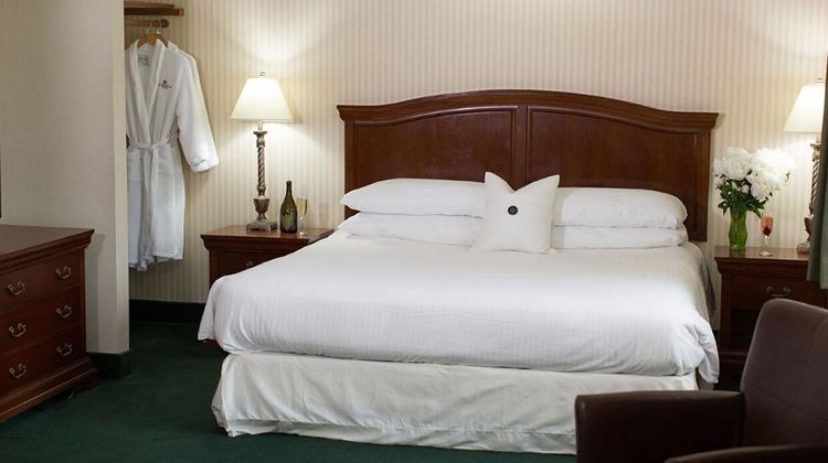 Rogue Regency Inn Room