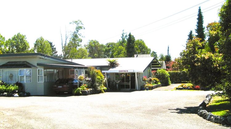 Tongariro River Motel Exterior