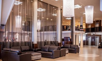 West Plaza Hotel