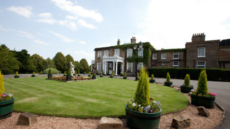 Ringwood Hall Hotel Exterior
