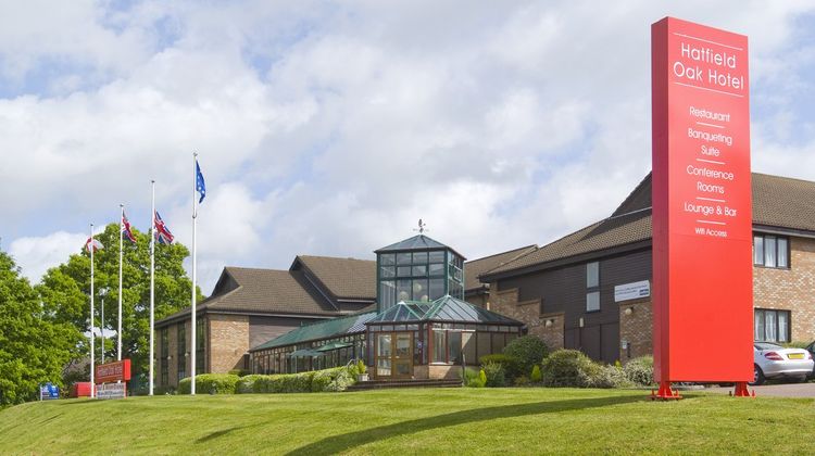Mercure Hatfield Oak Hotel Exterior