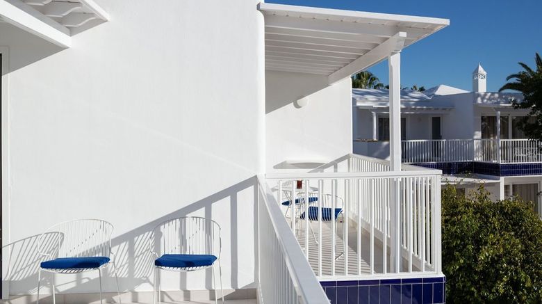 <b>Barcarola Club Exterior</b>