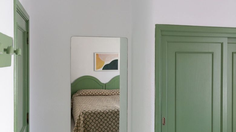 <b>Barcarola Club Room</b>
