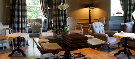 Hostellerie Lafarque Domaine des Douys Lobby