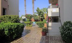Senator Hotel Apartments