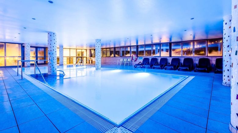 <b>Panorama Hotel Pool</b>